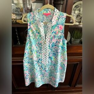 Lilly Pulitzer zip shift dress. Size 12 *was hemmed*
